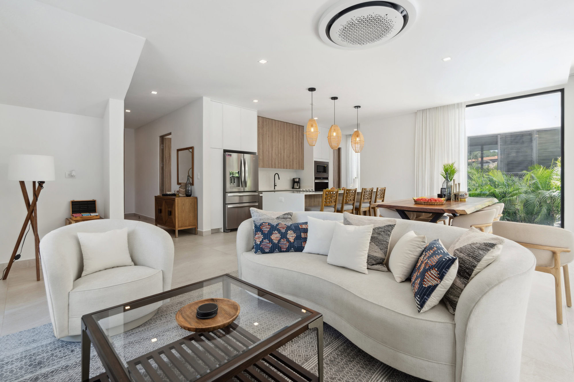 Serenity Pinilla, open-plan living and kitchen
