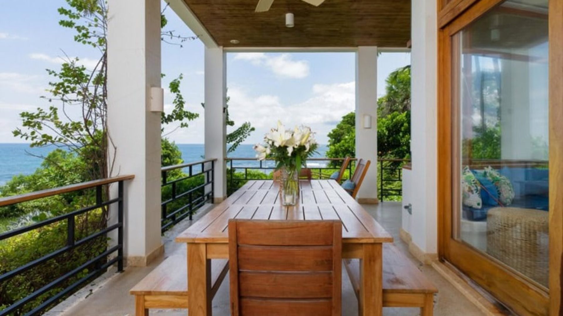 DECK - MAIN - TABLE