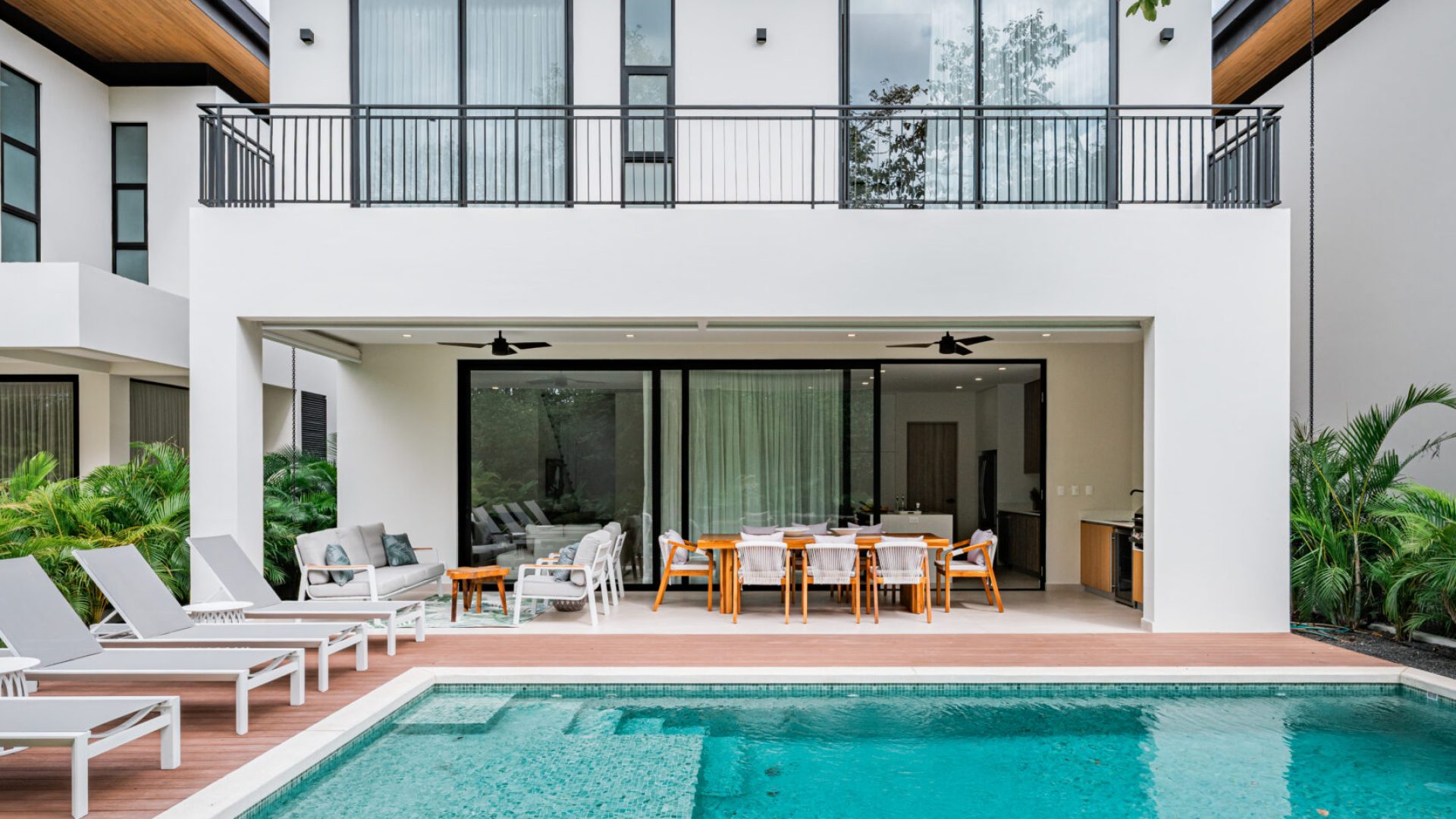 Pinilla Social Scene House reel