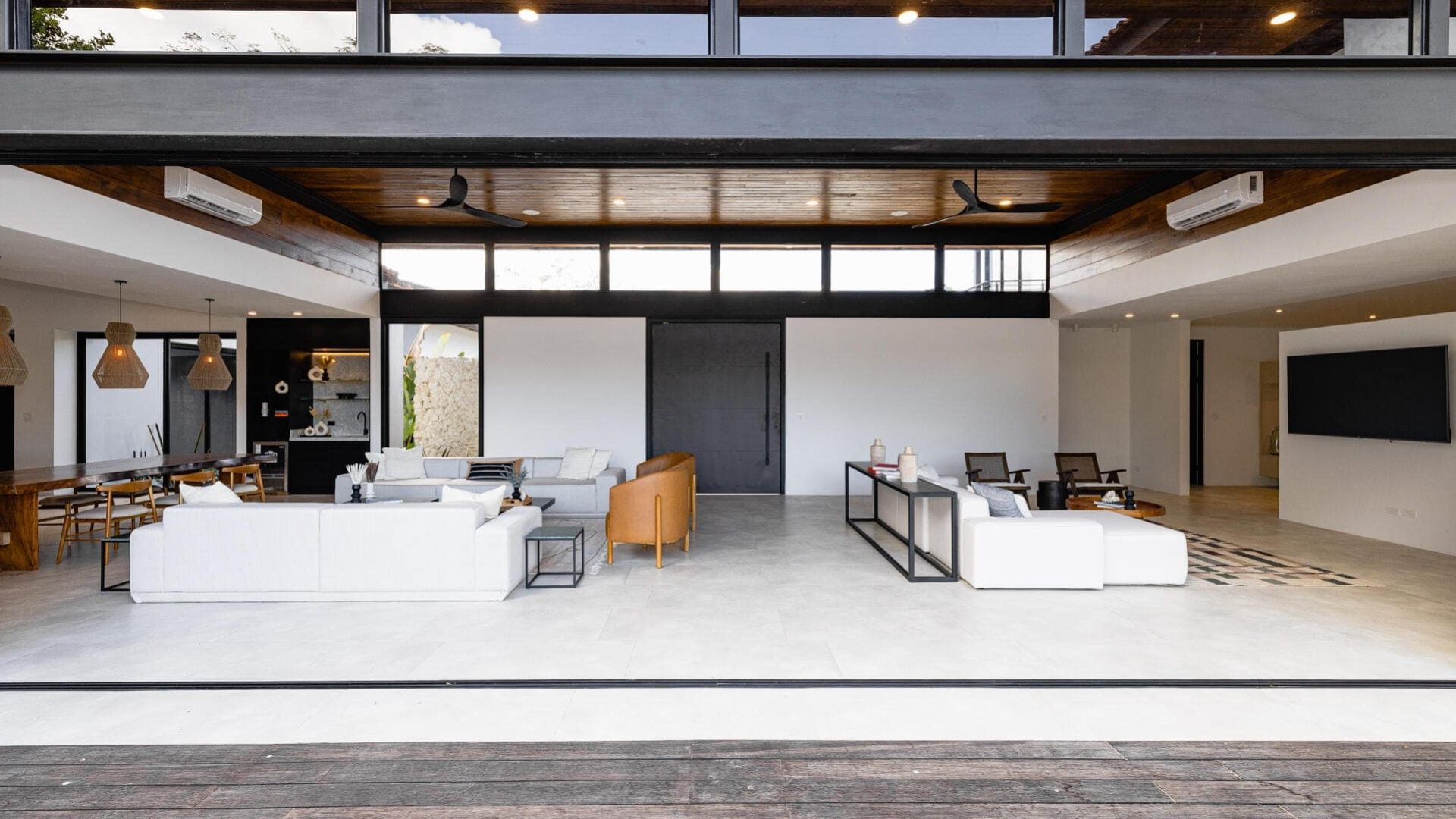 House of Waves and Sun32