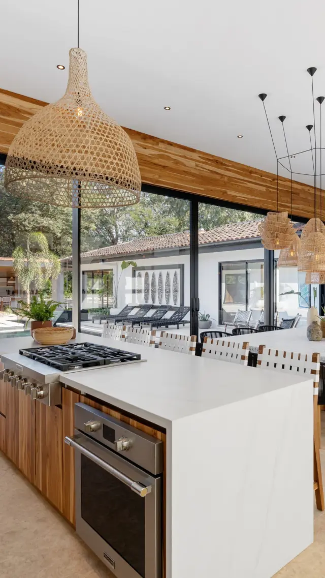 Introducing Villa Blanca: a modern tropical retreat in Vida Pinilla, newly unveiled and designed for the ultimate hosting experience.💥This 8-bedroom marvel accommodates 18 guests and is crafted around a stunning backyard oasis, perfect for gatherings and serene moments alike. Bathed in natural light, Villa Blanca offers a blend of contemporary design and comfort, making it a true dream home. Enjoy the luxurious swimming pool, engage in activities at our skate park, basketball, and football courts, and let the kids delight in the playground.Your stay is elevated with exclusive access to the Hacienda Pinilla Beach Club. Come on in and take a look and step into your dream vacation. 🌴.
.
.#descubrecostarica #vidapinillasleep #guanacastecostarica #beachclub #luxuryresort #luxuryvillas #luxuryholiday #luxuryworldtraveller #tamarindo #playatamarindo #beautifulhotels #playapenca #boutiquehotel #luxuryhotels #aroundtheworld #costaricaretreat #thisiscostarica #costaricagram #costaricaadventure #centralamerica #tropicalvacation #ineedavacation