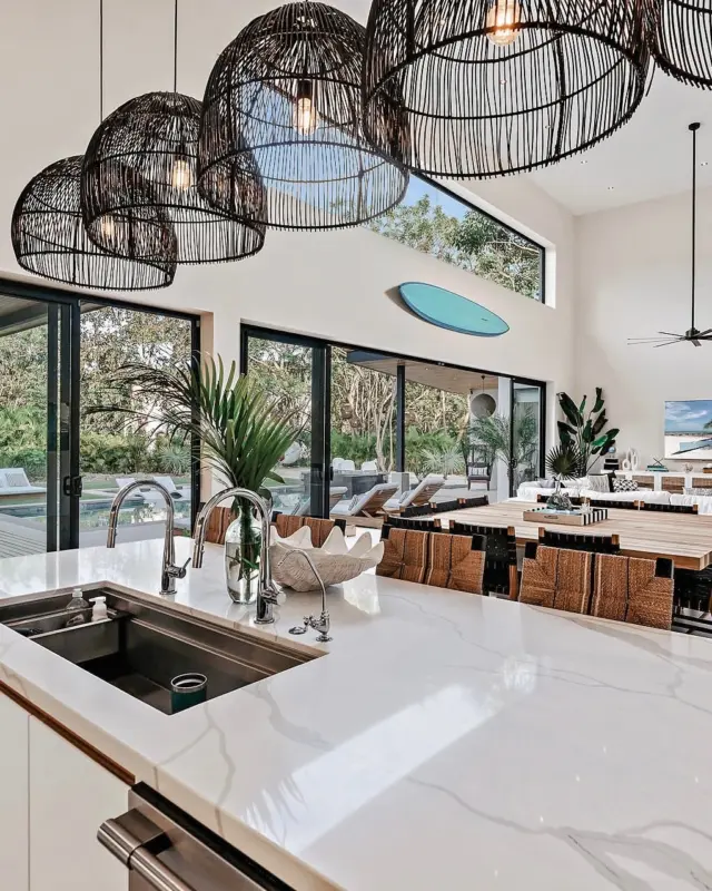 Not all escapes are created equal...
Designed for slowing down, spreading out, and soaking up every tropical moment—Casa Ola Aloha is your family’s new favorite memory.
⟡ 4-bedrooms, 4-baths
⟡ Large swimming pool with fountain
⟡ Private beach access - 1 minute walk
⟡ Jacuzzi
When your beach house feels more like a soul reset than a rental… you’ve arrived.