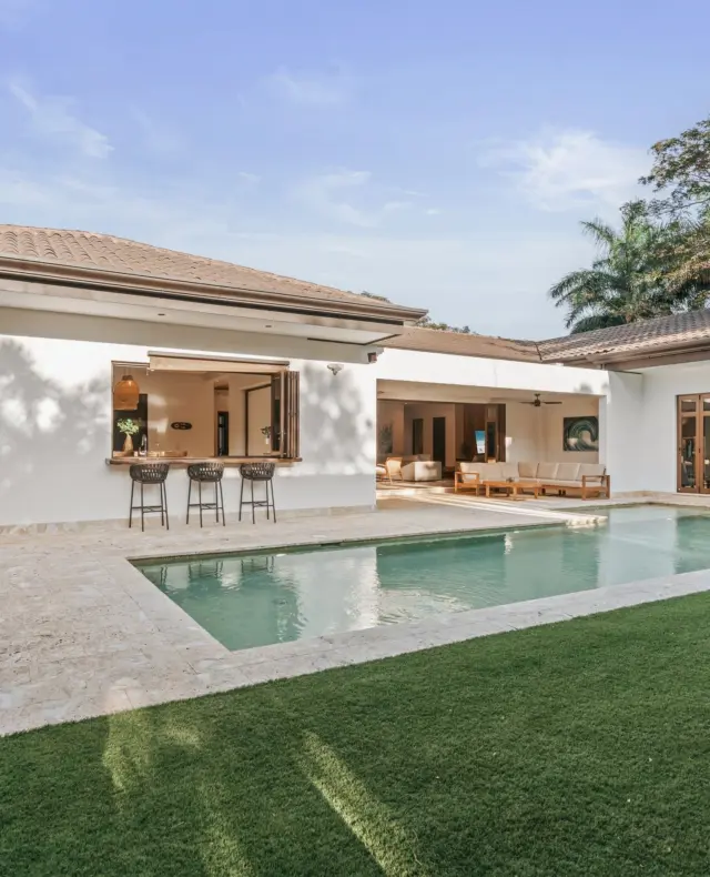 The Tides — A prime luxury investment in nature!
Your private resort-style home awaits: The Tides is a stunning retreat set in the exclusive Las Golondrinas community of Hacienda Pinilla. Water features, teak ceilings, and flowing indoor-outdoor design redefine tropical elegance in this high-performing investment. With a secured $17,000/month lease in place, this 5-bed, 6-bath masterpiece offers a seamless blend of modern design, tranquil outdoor living, and prime beachside access. A rare find, and a smart one too.
Sauna. Ice bath. Citrus trees. Poolside bar. Kids’ bunkhouse. Ocean breeze. The Tides checks every box for luxury living in Costa Rica’s golden coast. This is pura vida at its finest (spa, beach, and barefoot luxury included!).
Contact Joel today to schedule your private showing and experience the magic of The Tides firsthand.